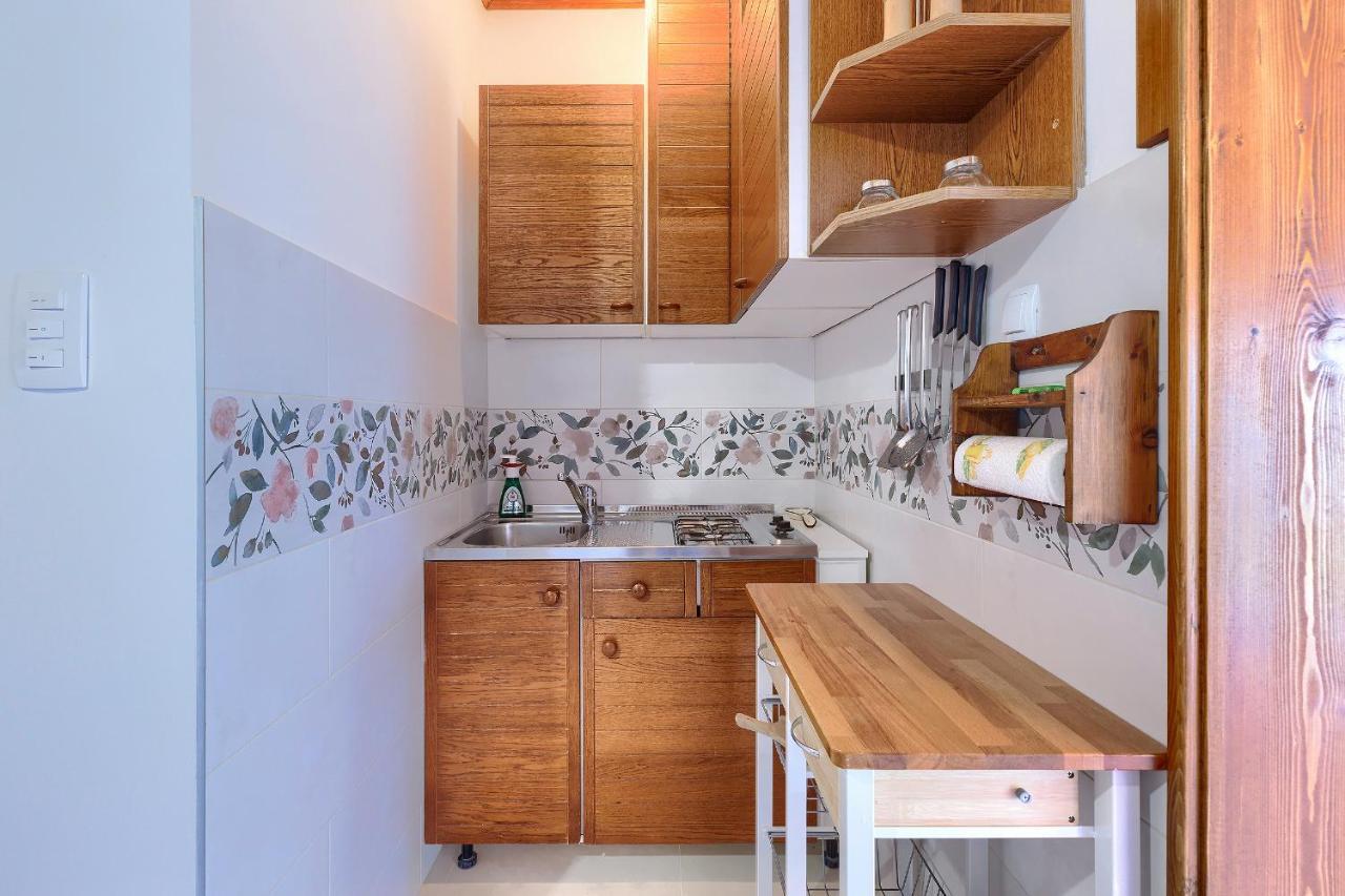 Stylish Flats With Two Bedrooms In Premantura Exterior photo